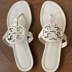 Authentic Tory Burch Miller white patent sandals Size 7.5